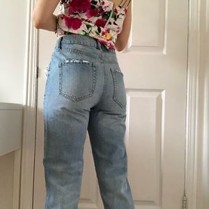 Mom jeans for every day! Size 1